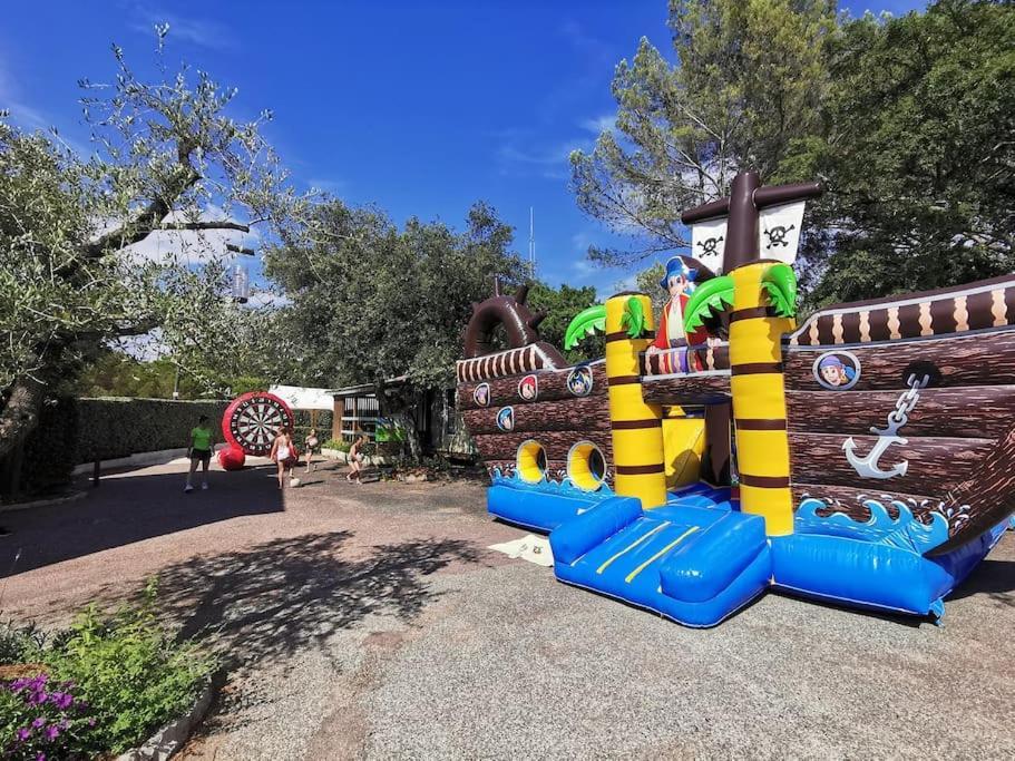 Mobile Home 6-Pers Camping Lei Suves-Cotes D'Azur-Including Airco 로크부른수르알젠스 외부 사진
