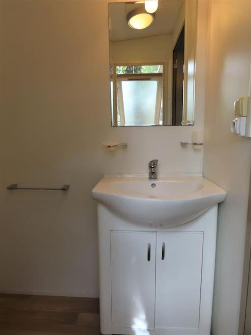 Mobile Home 6-Pers Camping Lei Suves-Cotes D'Azur-Including Airco 로크부른수르알젠스 외부 사진